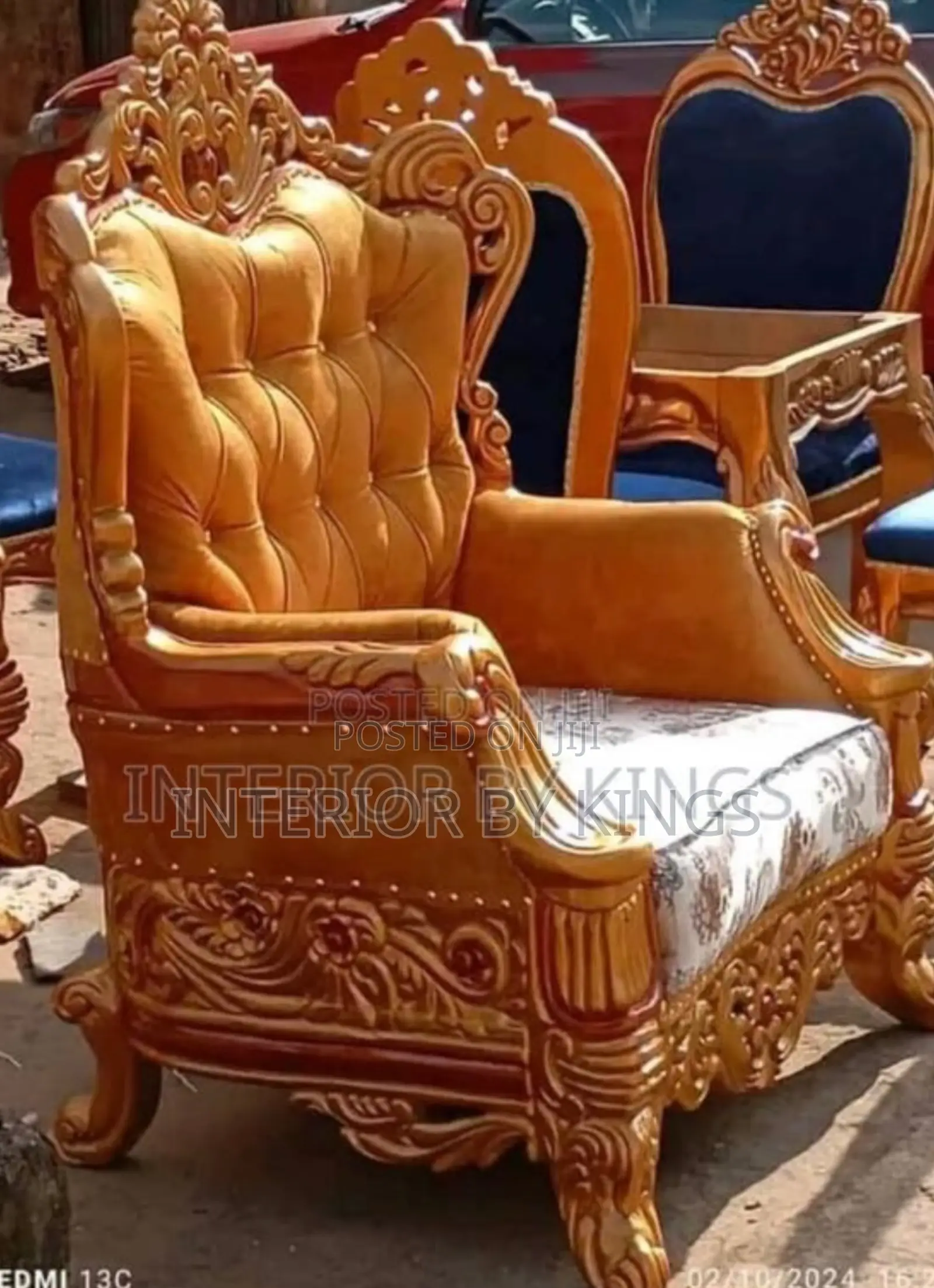 Single Royal Sofa Made With Highest Quality Materials