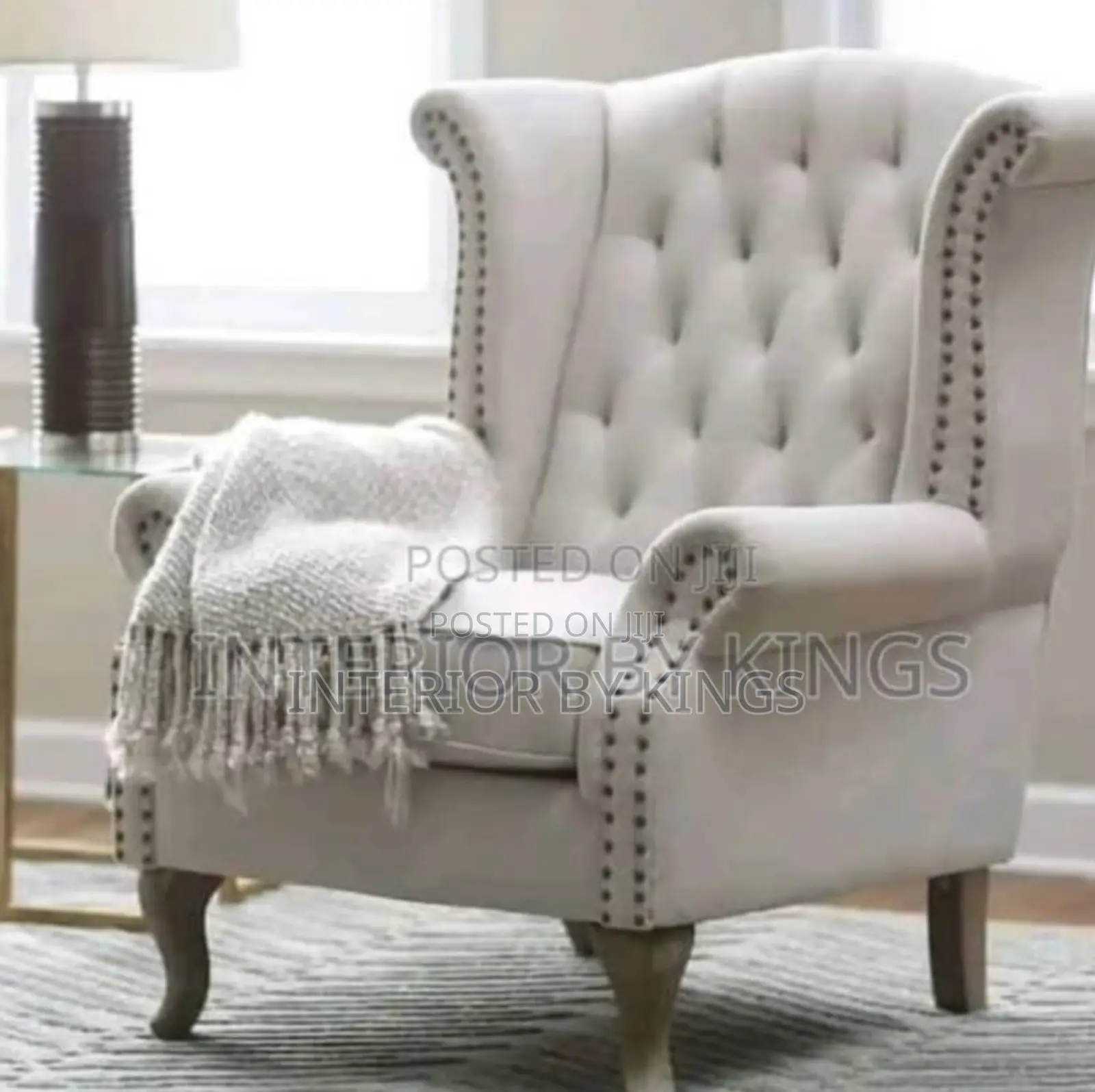 Accent Single Sofa Can Be Made in Preferred Colors With