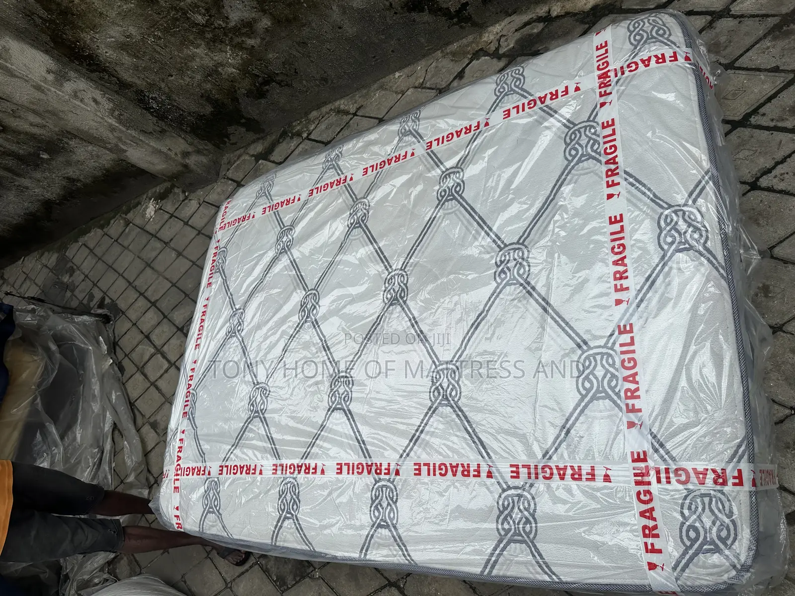 4 and Half by 6 14 Inches Foreign Canadian Spring Mattress