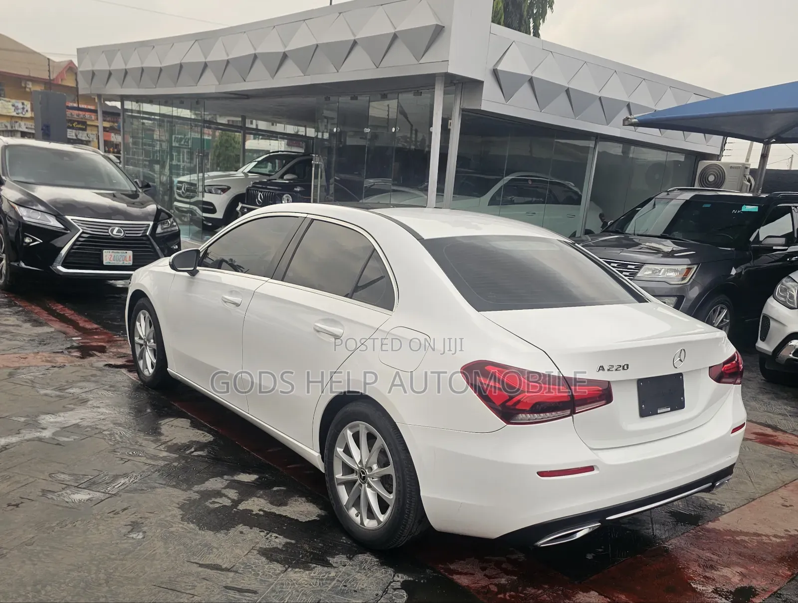 Mercedes-Benz A-Class A 220 4MATIC 2019 Off white