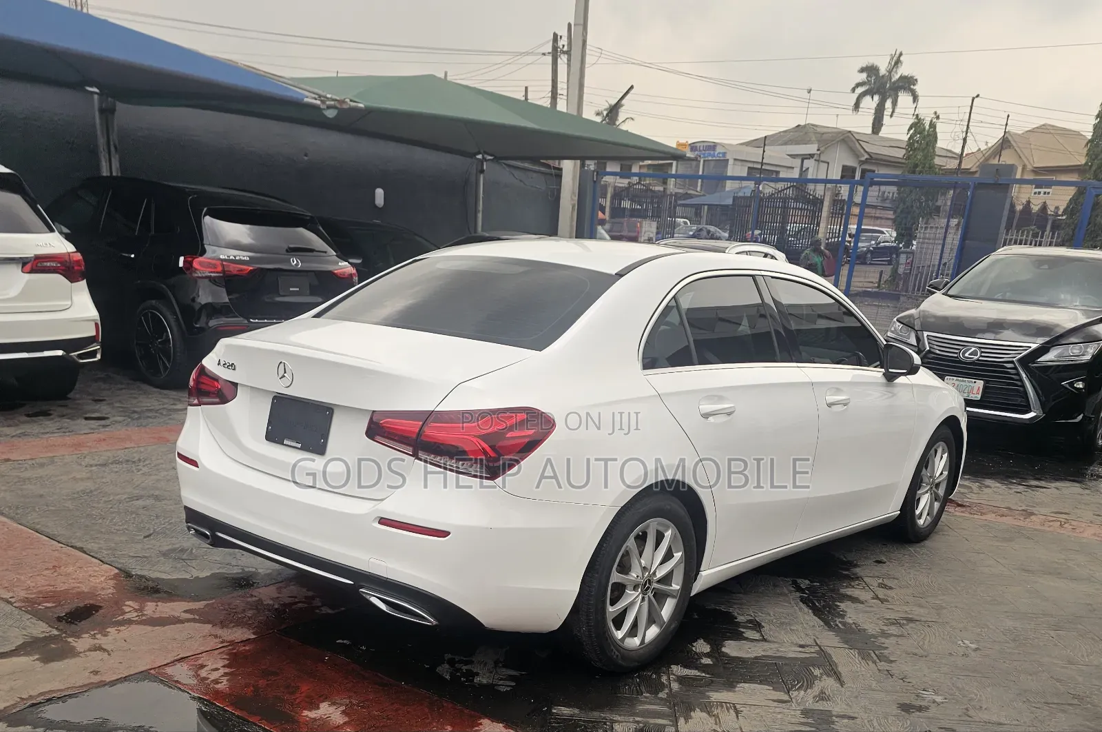 Mercedes-Benz A-Class A 220 4MATIC 2019 Off white