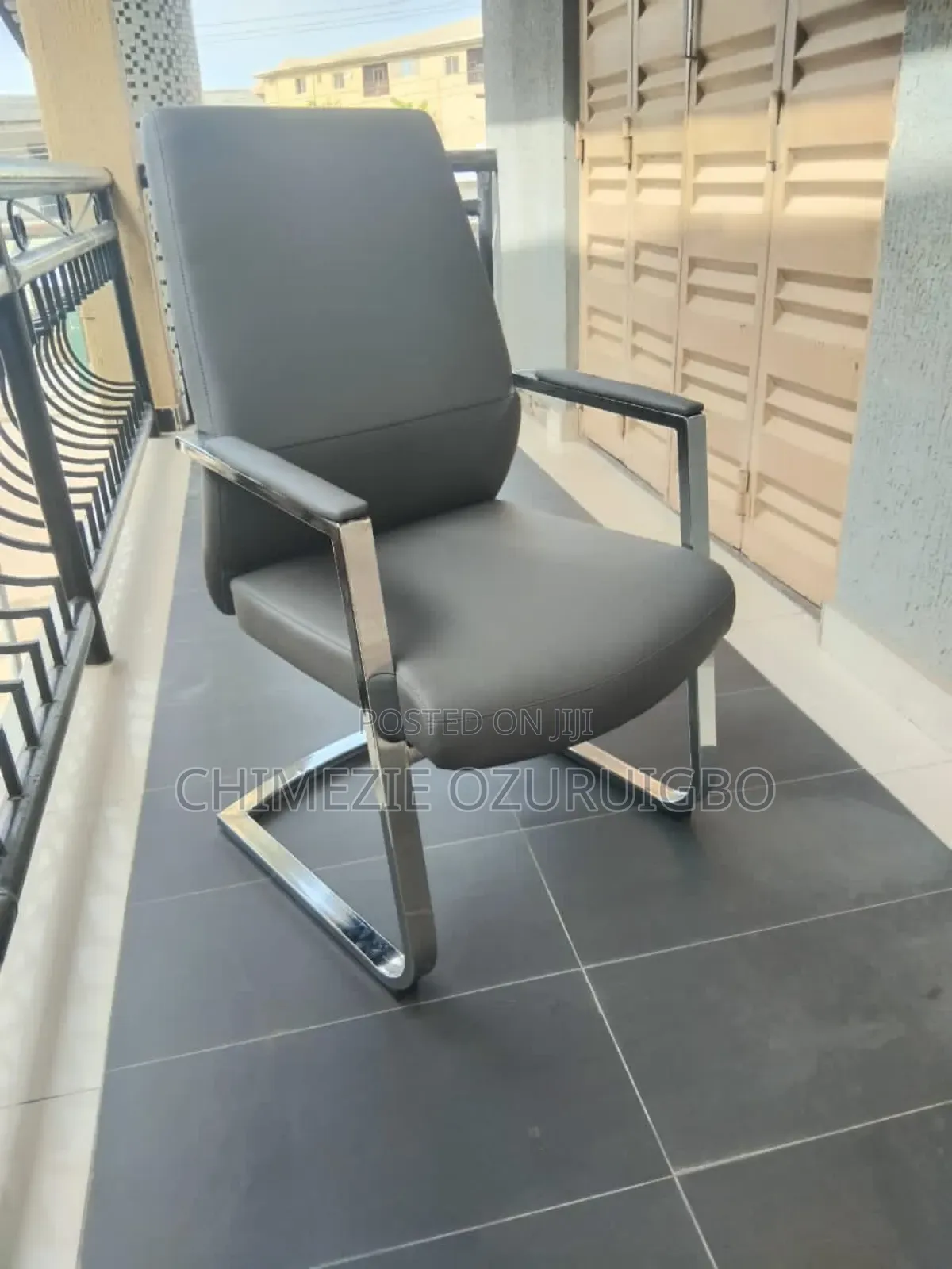 Grey Coloured Executive Visitors Chair
