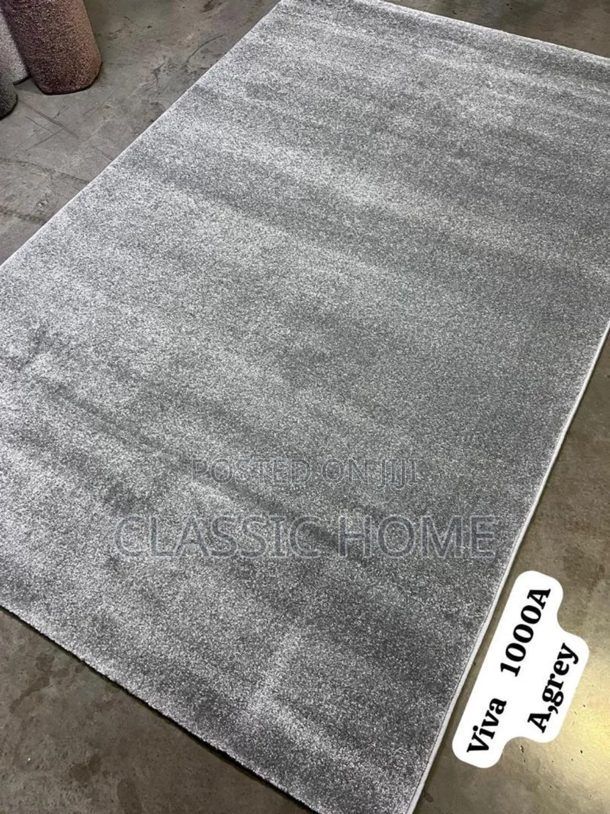 Real Quality Center Rug
