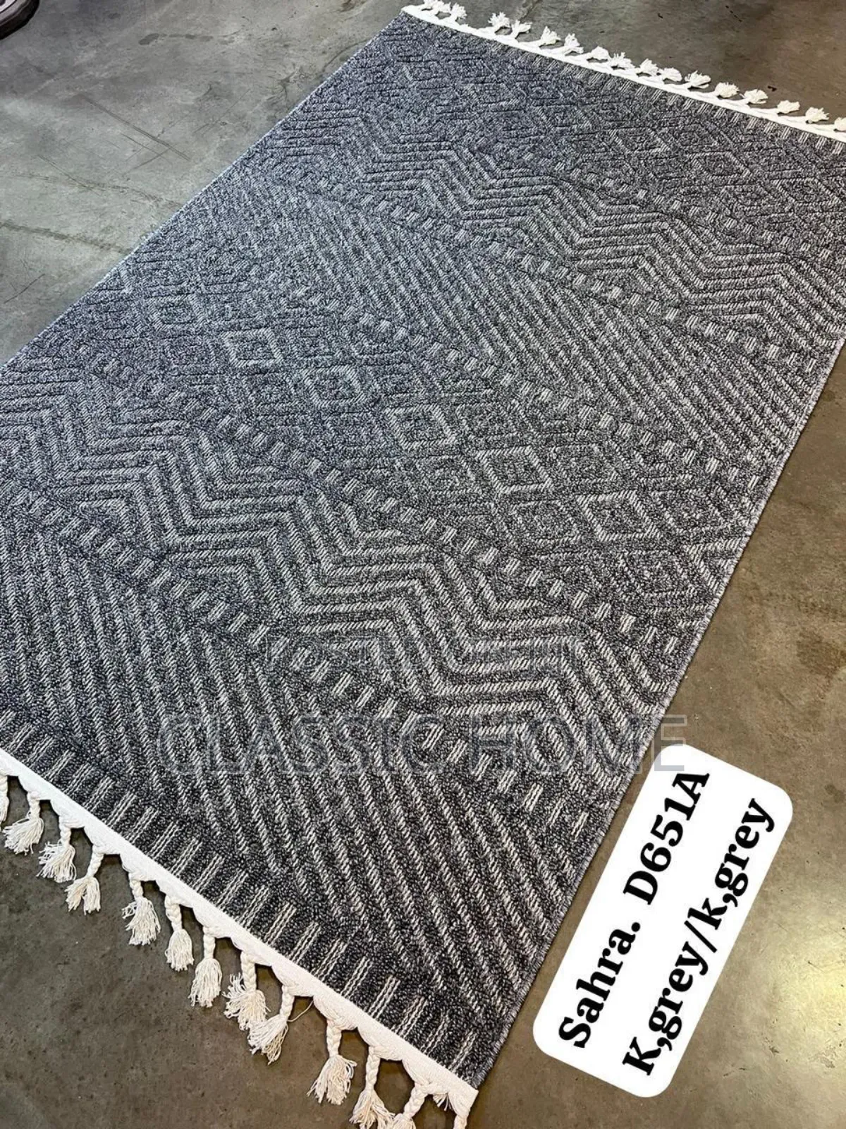 Main Center Rug