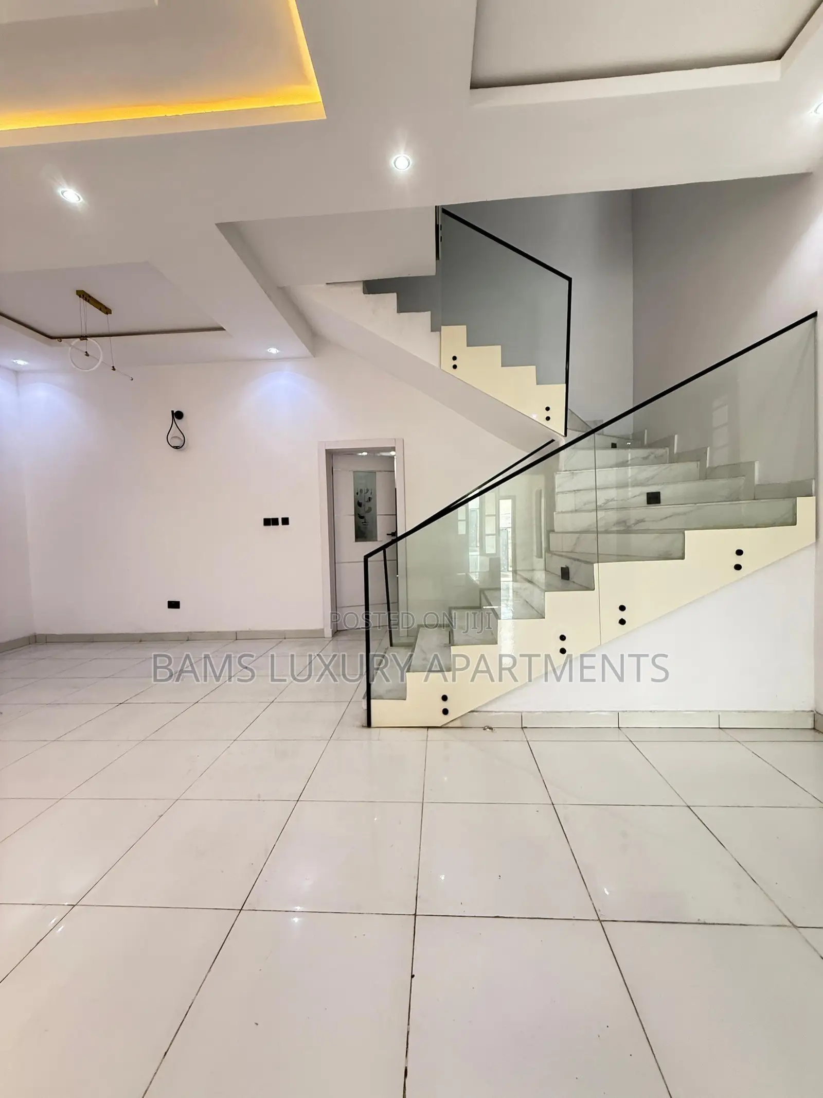 Furnished 5bdrm Duplex in Chevron Lekki for sale
