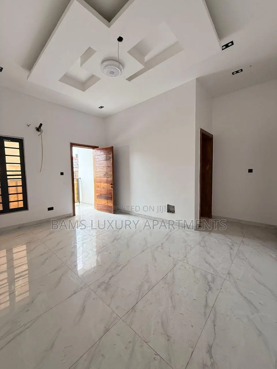 Furnished 5bdrm Duplex in Osapa London for sale