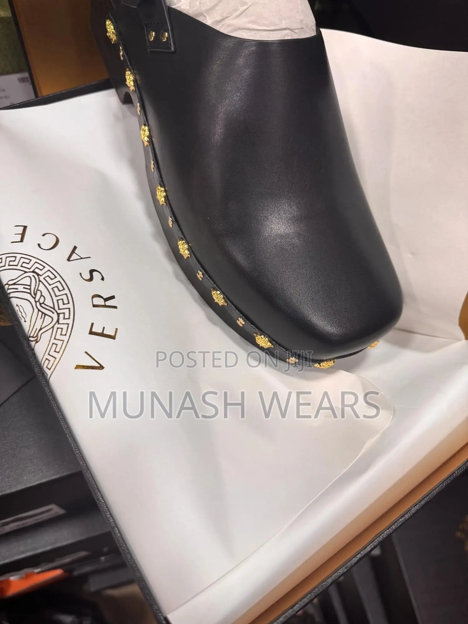 Luxury Versace Mule Model