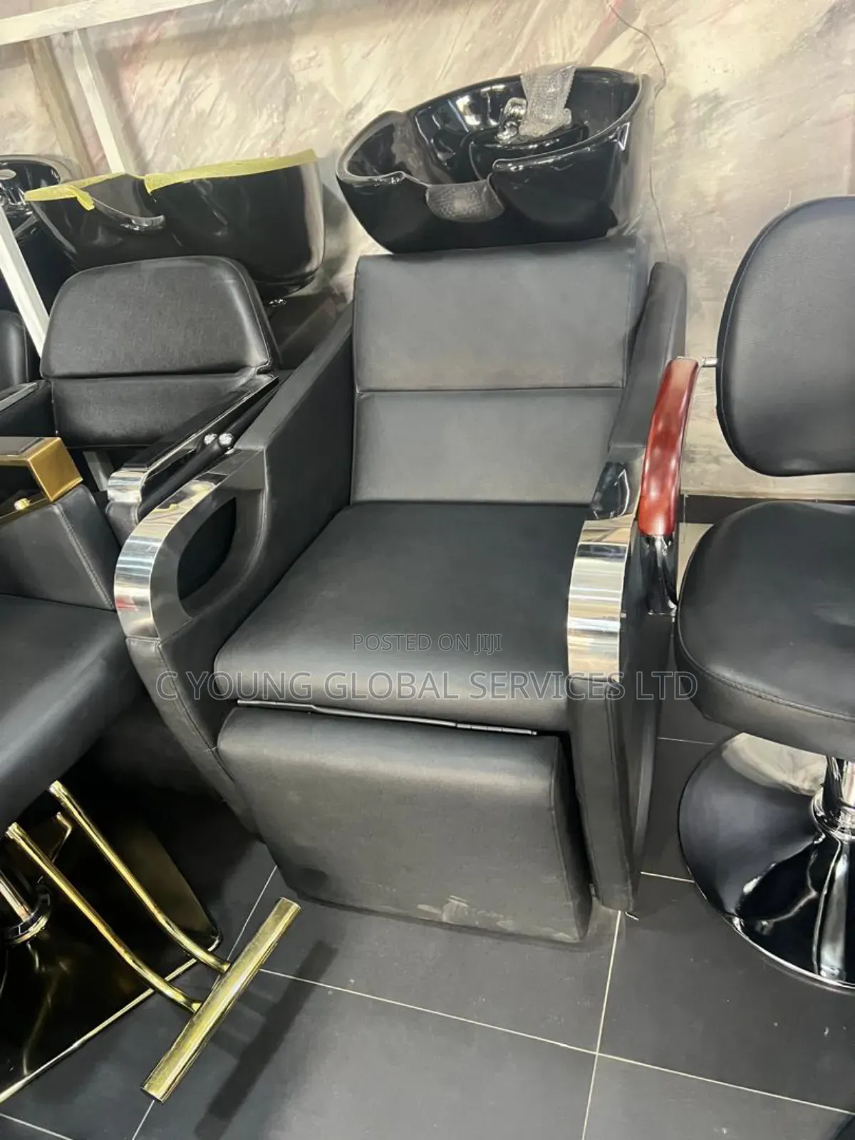 Barbie Salon Chair