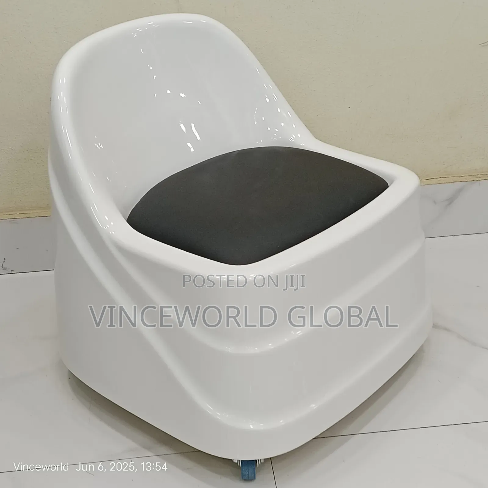 Pedicure Stool T3066