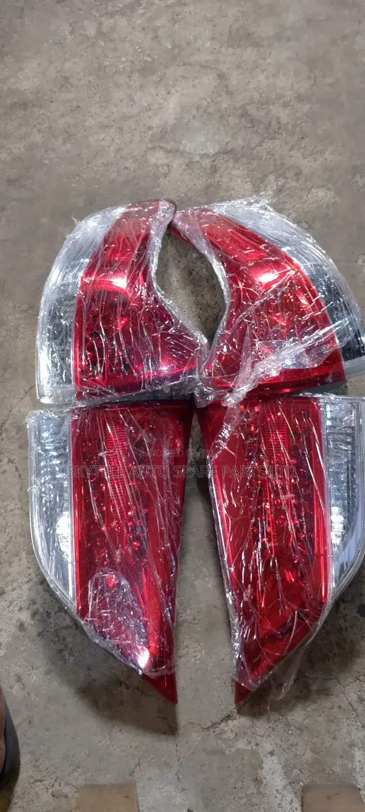 Complete Back Light For Toyota Sienna 2012