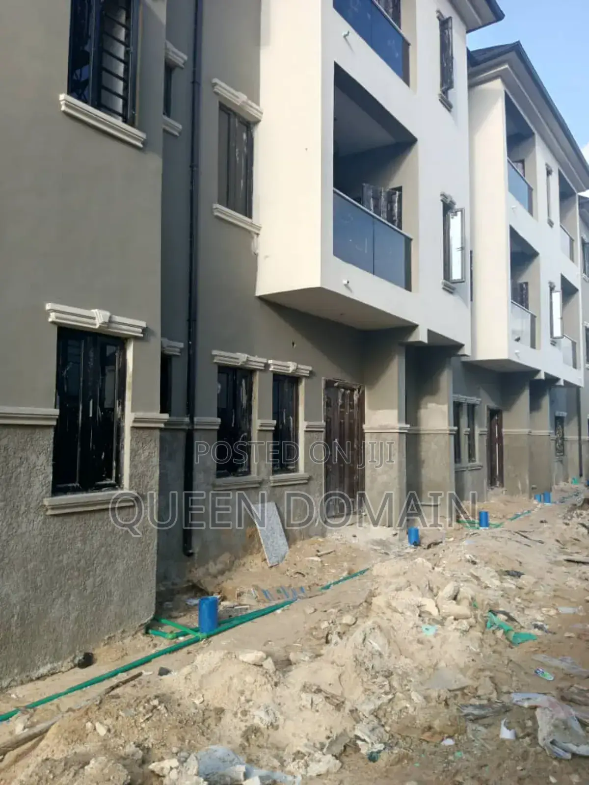 2bdrm Block of Flats in Miracle Avenue, Ajah for rent