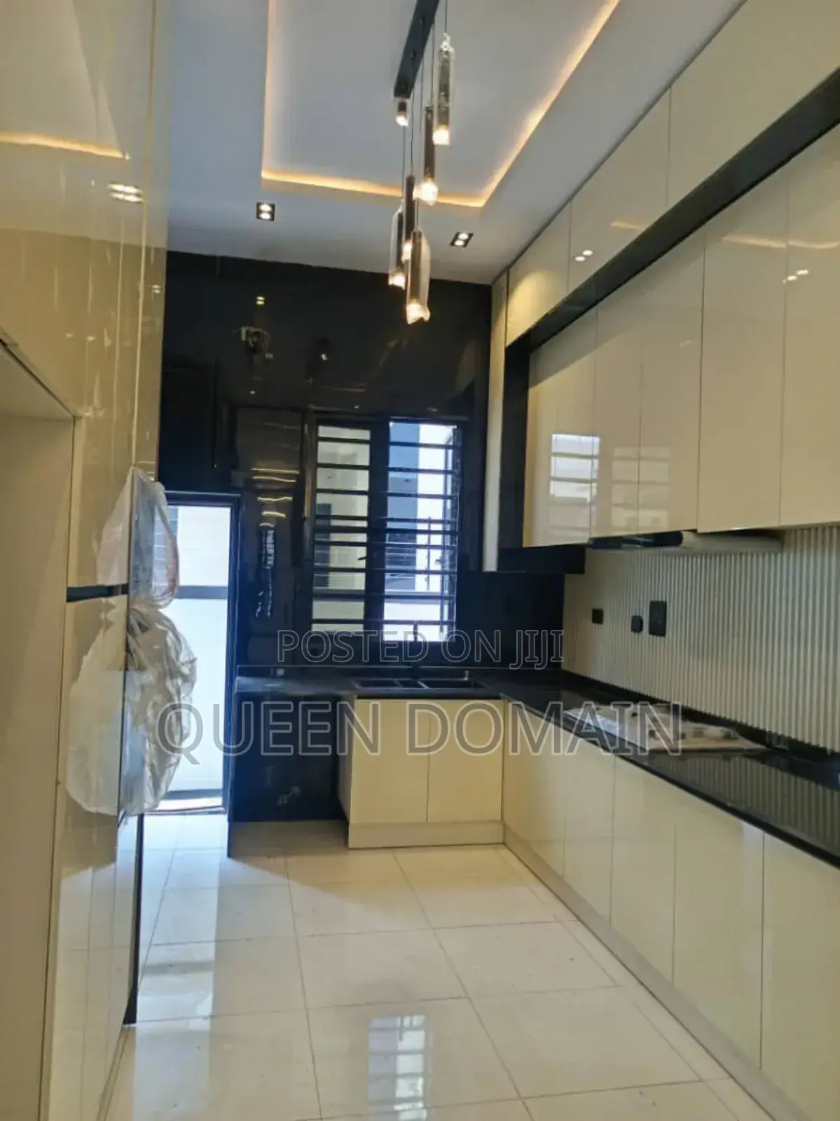 4bdrm Duplex in Elegunshi, Lekki for sale