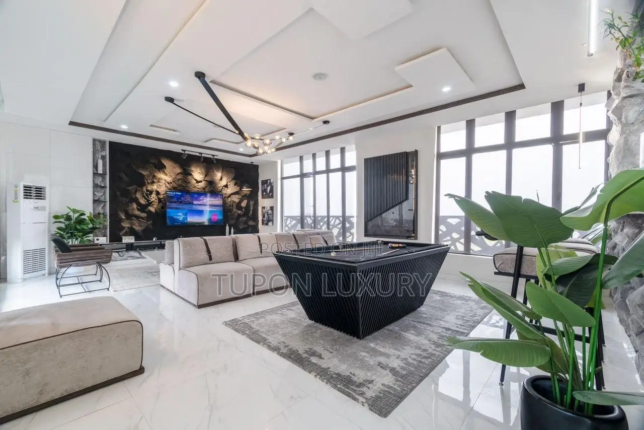 Luxury 3 Bedroom Apartment With Private Pool, Cinema and Gym