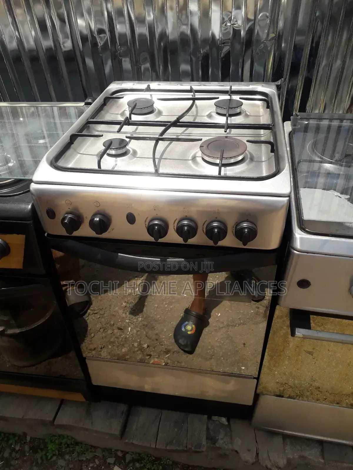 Standing Gas Cooker