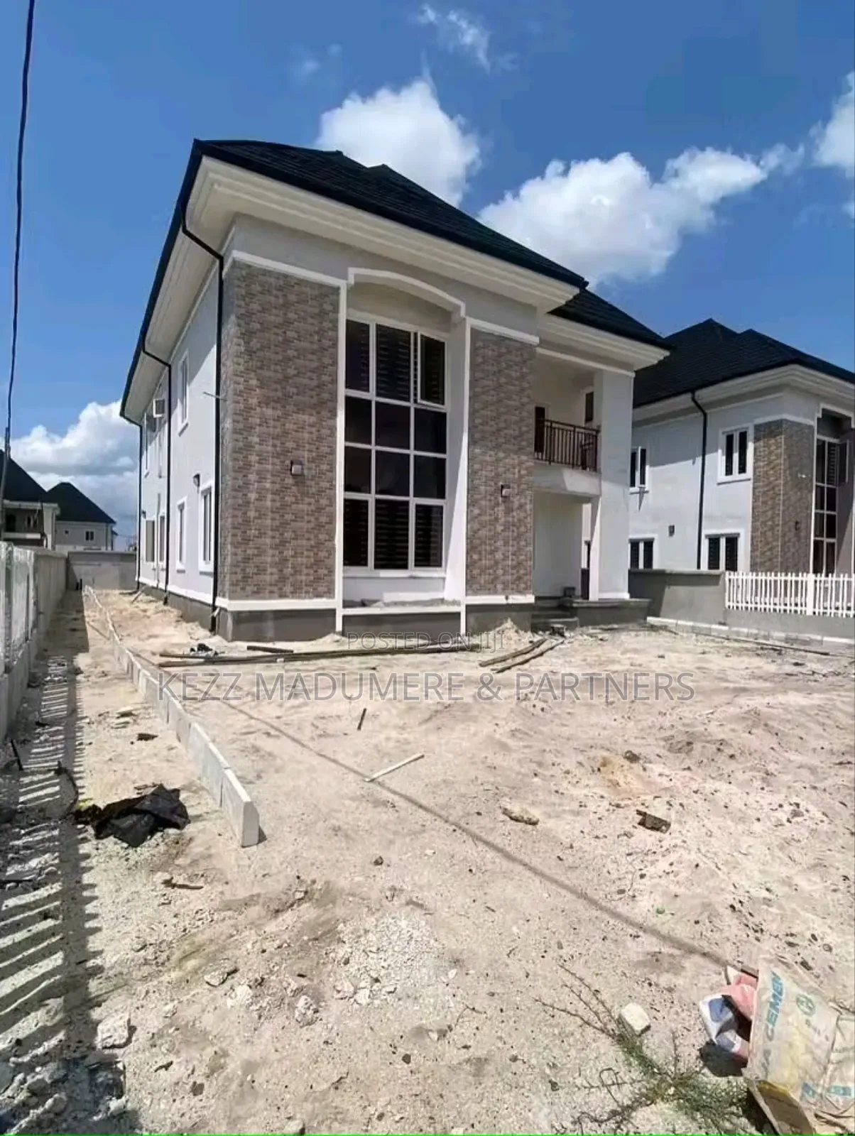 4bdrm Duplex in Reef Court Estate, Port-Harcourt for sale