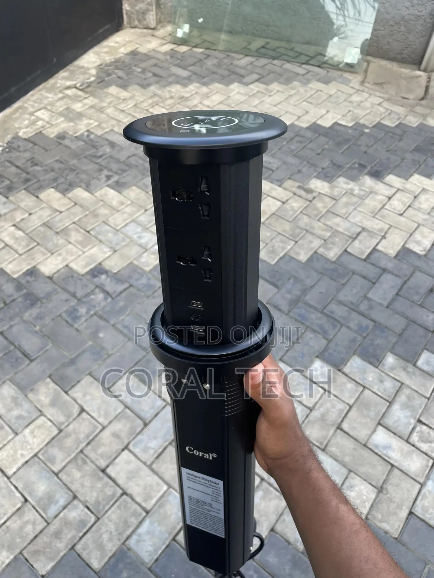 Pop Up / Lifting Socket