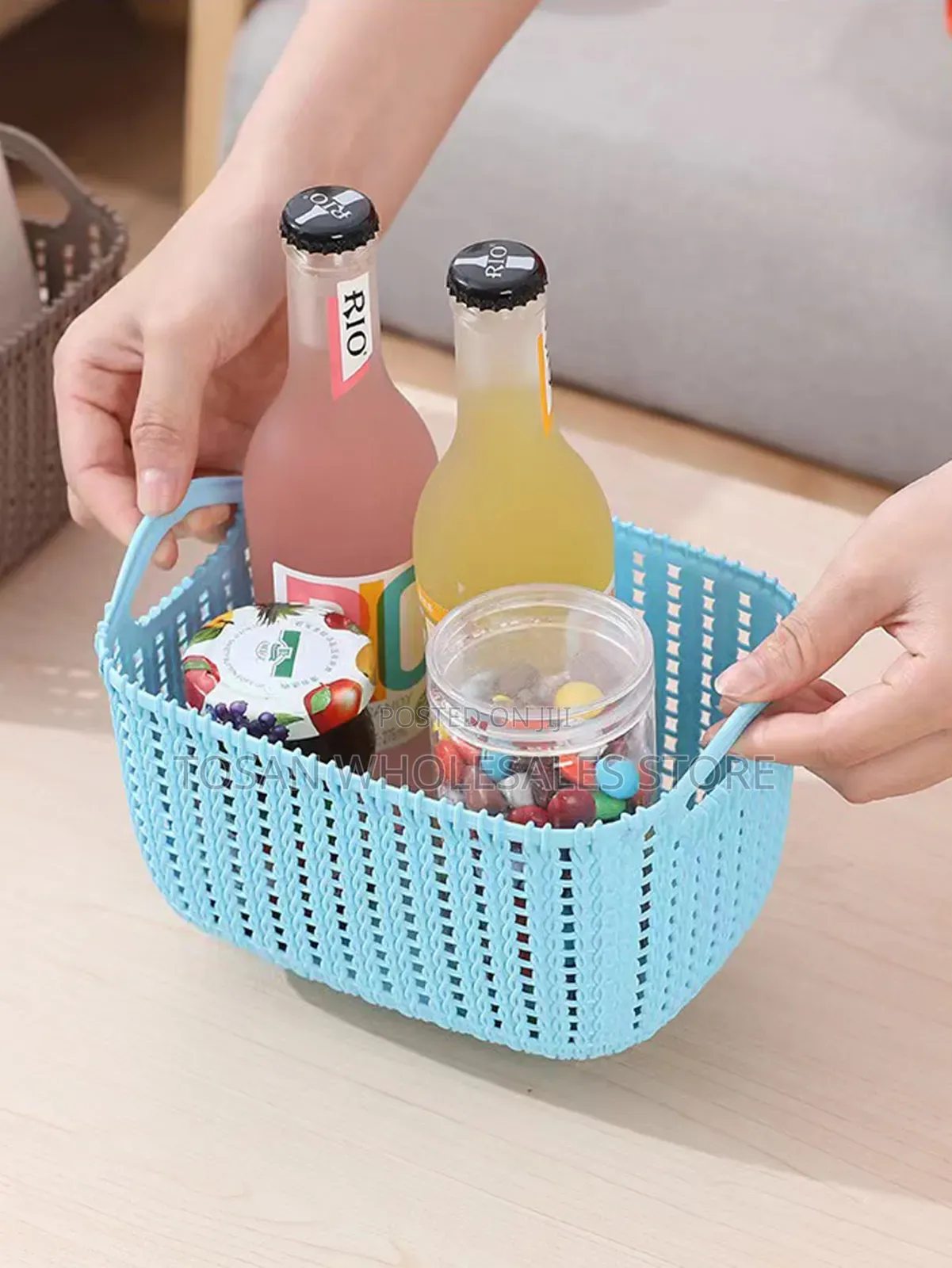 Mini Wooven Plastic Basket (12pcs)