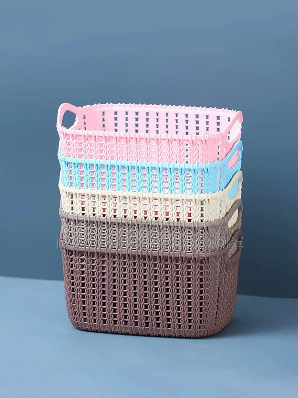 Mini Wooven Plastic Basket (12pcs)