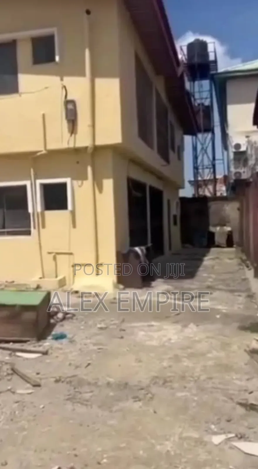 3bdrm Block of Flats in Amuwo-Odofin for sale