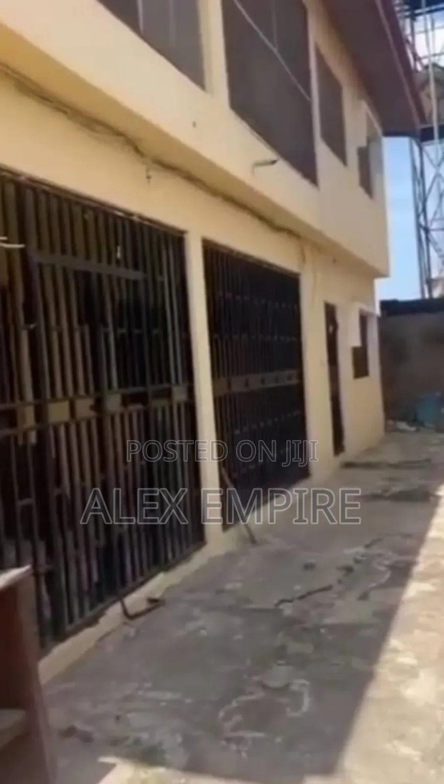 3bdrm Block of Flats in Amuwo-Odofin for sale
