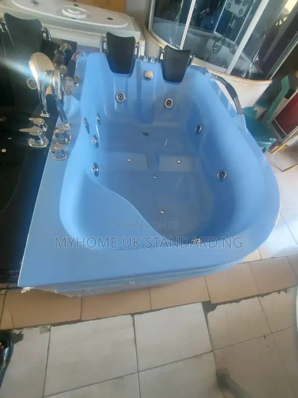 High Quality Colour Double Jacuzzi With Radio