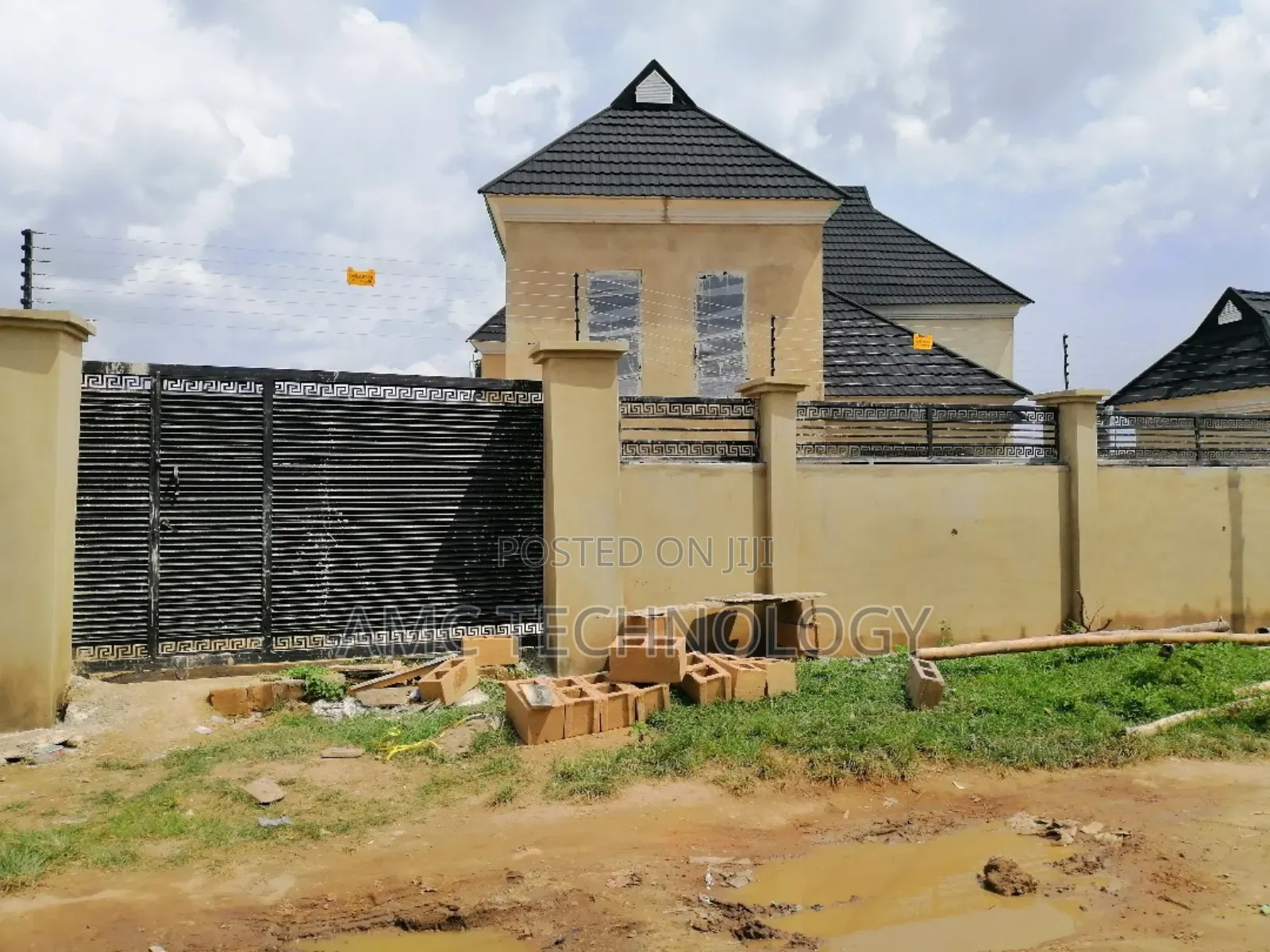 Electric Fence Wire Installation And Maintenance