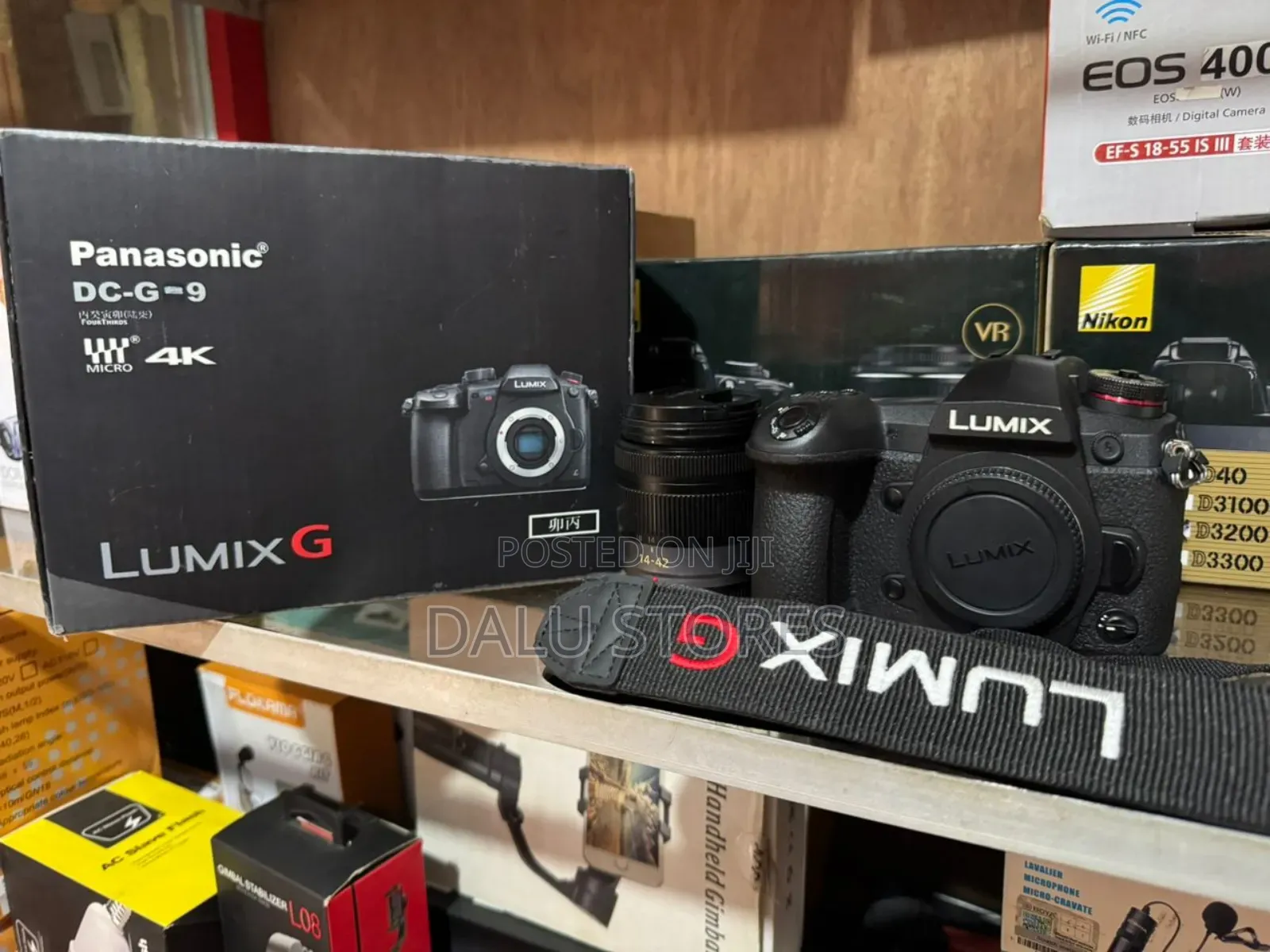 Panasonic Lumix Dc-g9 Mirrorless Camera With 14-42mm Lens