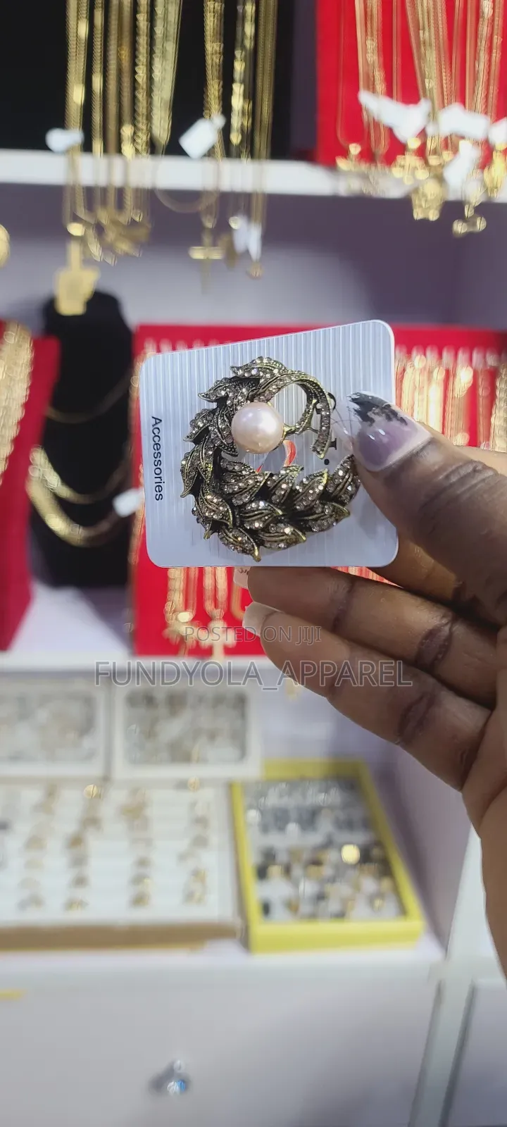Vintage Pearl Mix Brooch