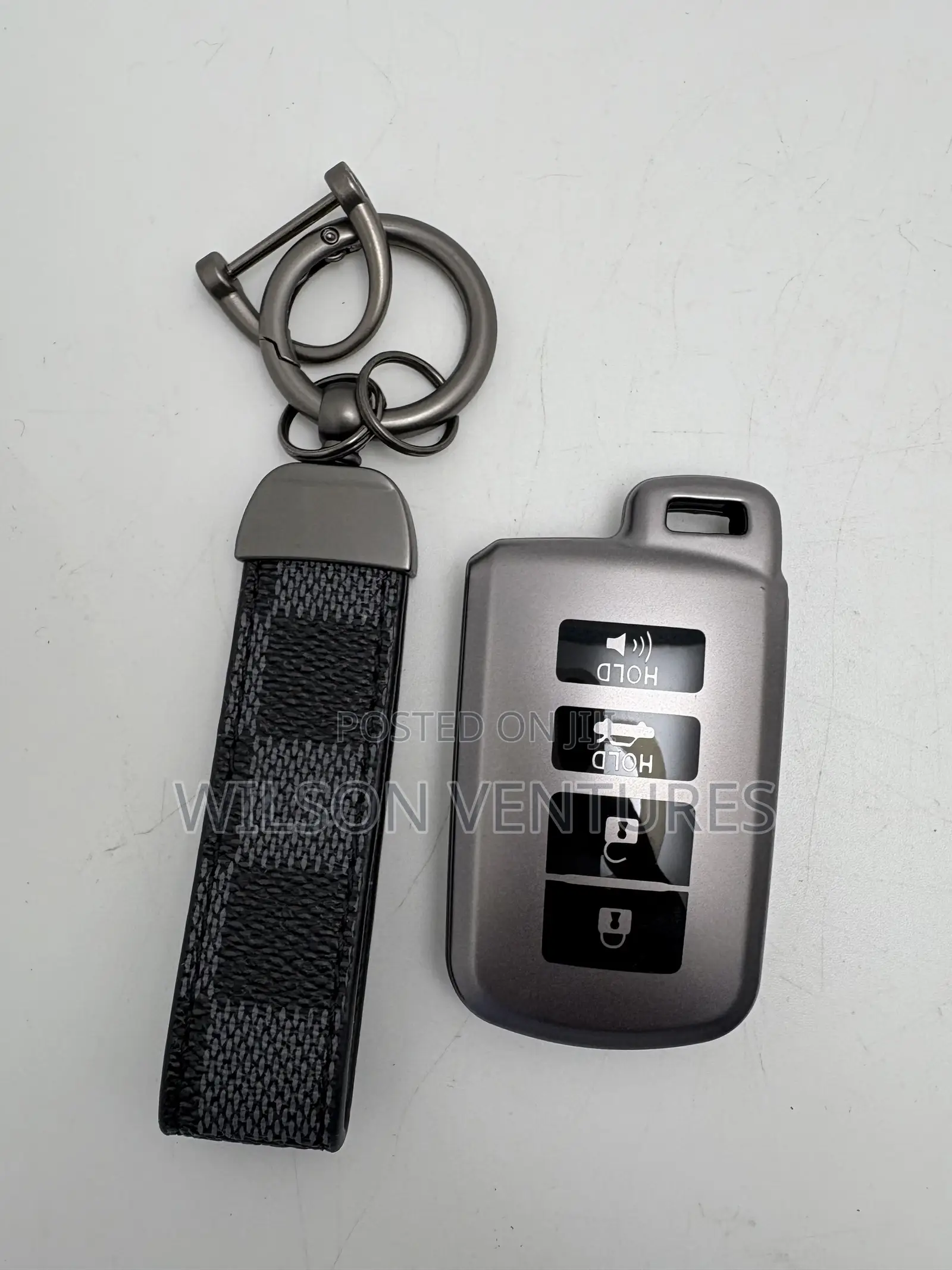 Highlander, Venza Protective Tpu Key Cover With Key Holder