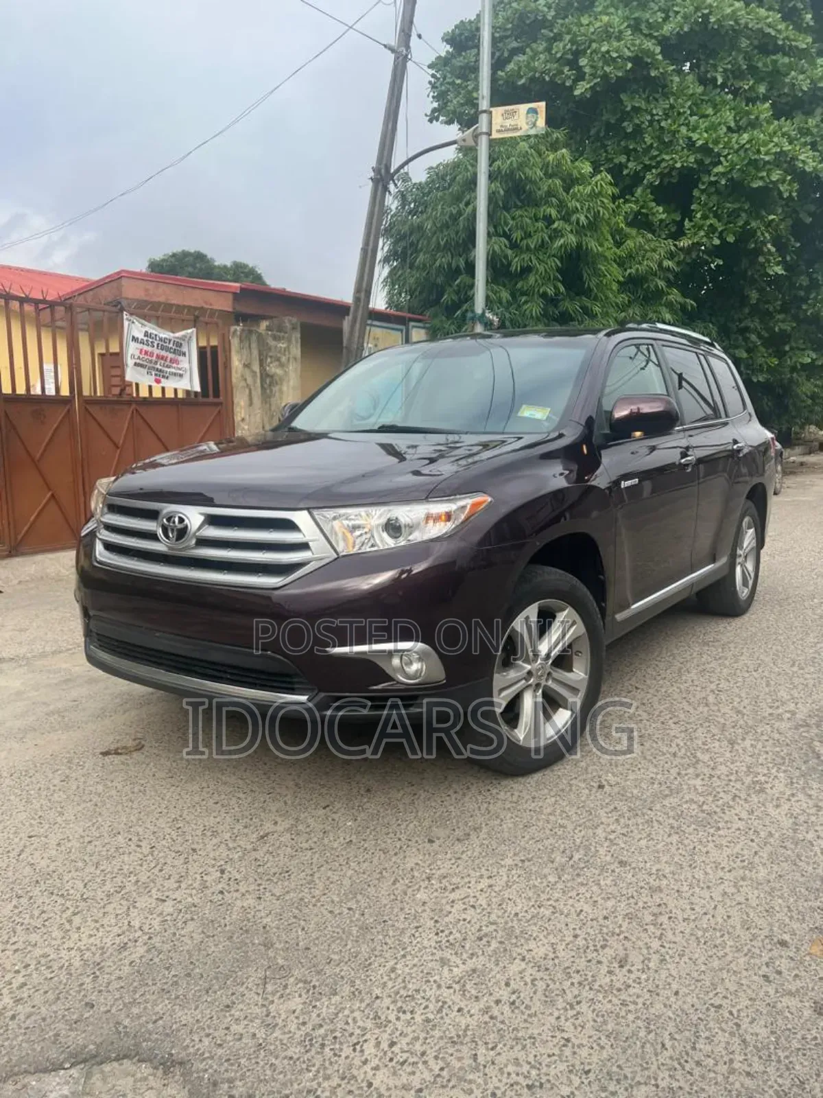Toyota Highlander Limited 2012 Burgundy