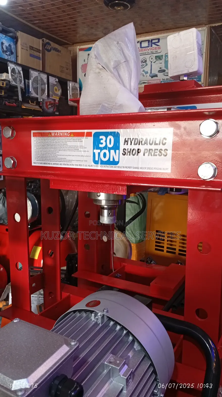 30 Ton Hydraulic Shop Press
