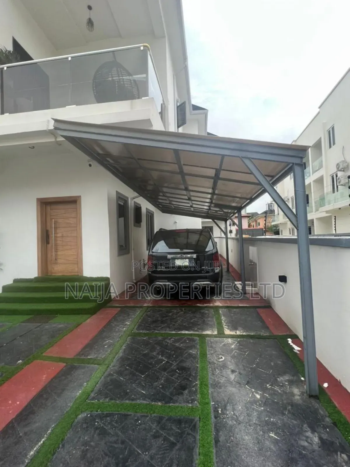 4bdrm Duplex in Ologolo, Lekki for sale