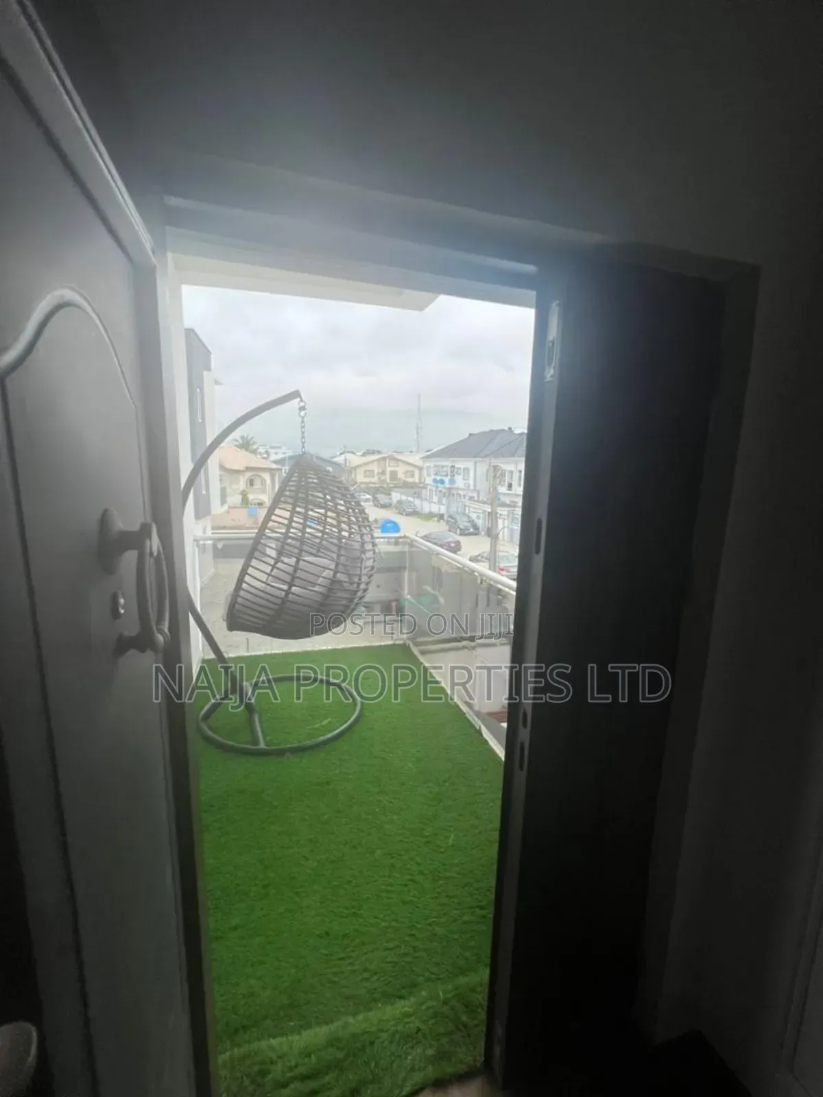 4bdrm Duplex in Ologolo, Lekki for sale