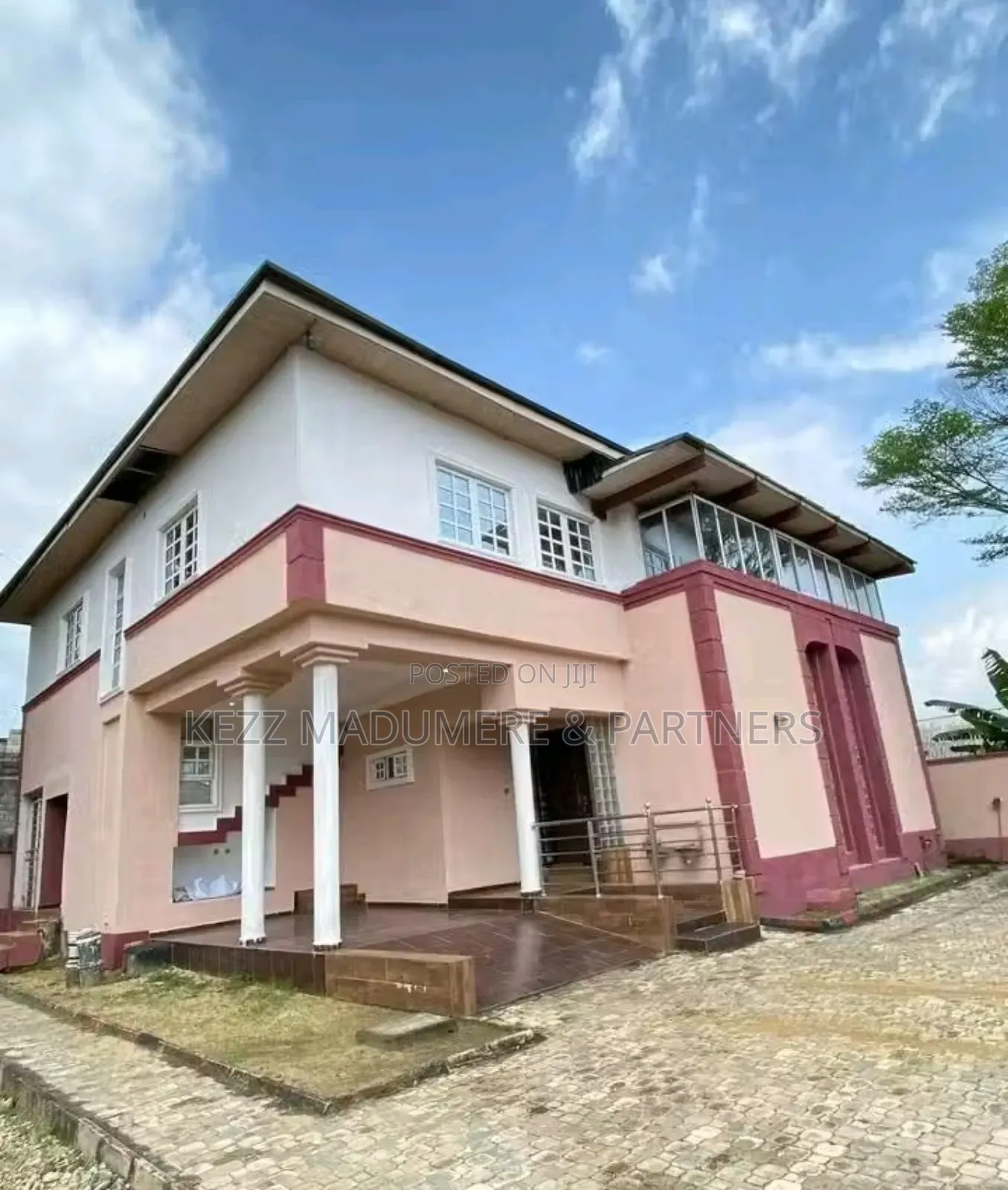 5bdrm Duplex in Sars Road , Port for sale