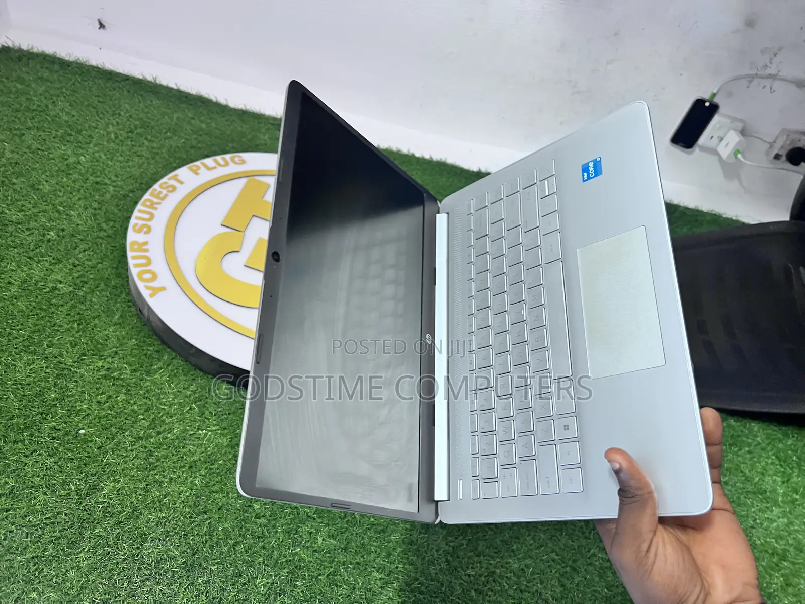New Laptop HP 8GB Intel Core I3 SSD 512GB