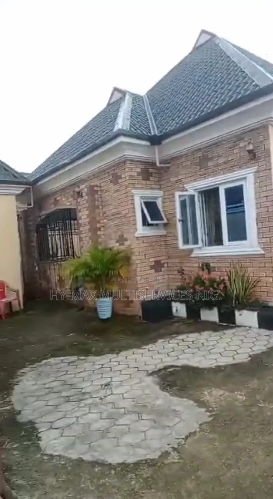 Furnished 4bdrm Bungalow in Etche for sale