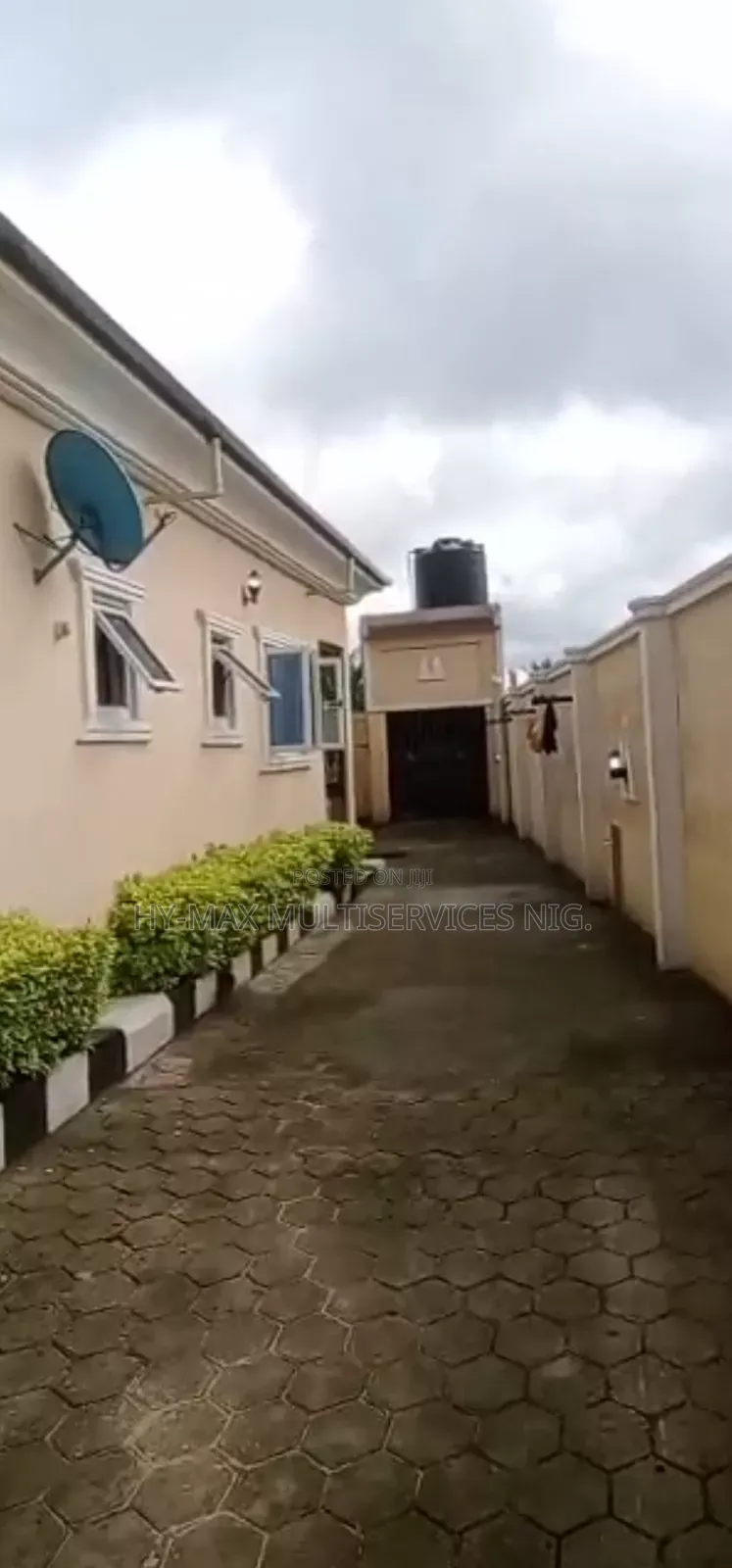 Furnished 4bdrm Bungalow in Etche for sale
