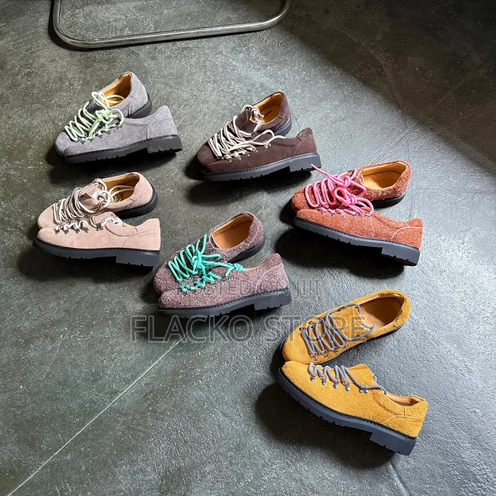 Original Circle Cage Mountain Derby Shoes