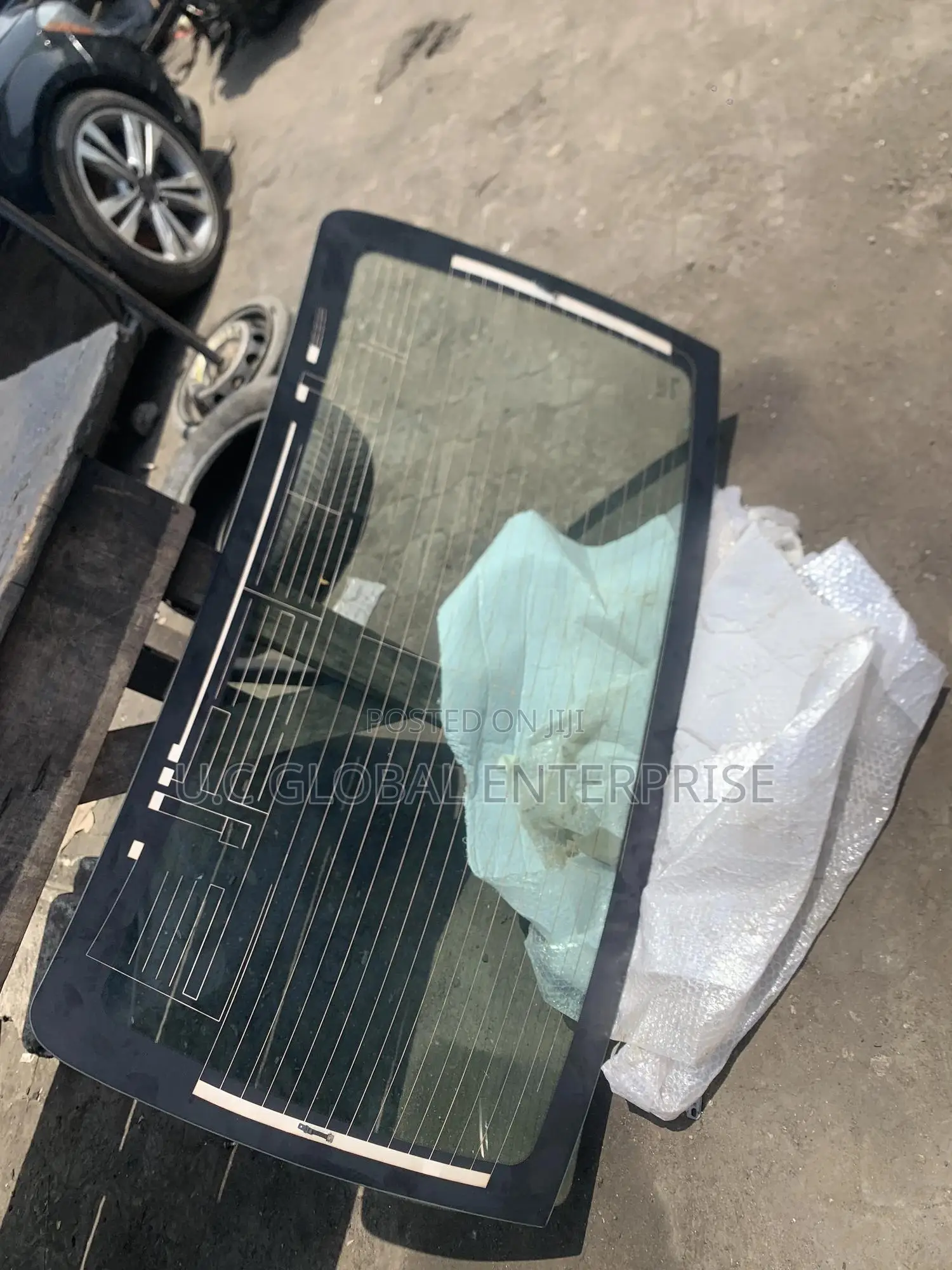 Back Windscreen Glass for Lexus Gs350 2015 Available