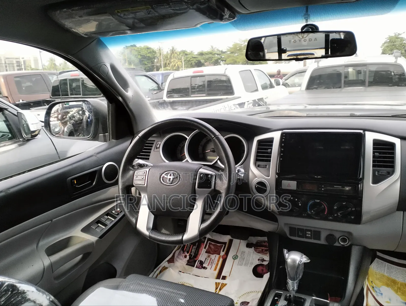 Toyota Tacoma 2015 Green
