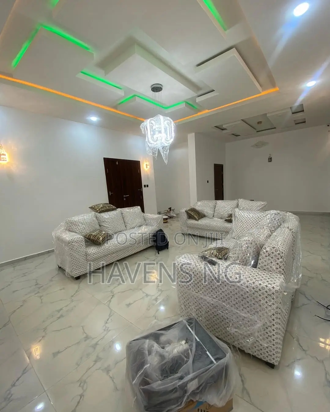 5bdrm Duplex in Woji for sale
