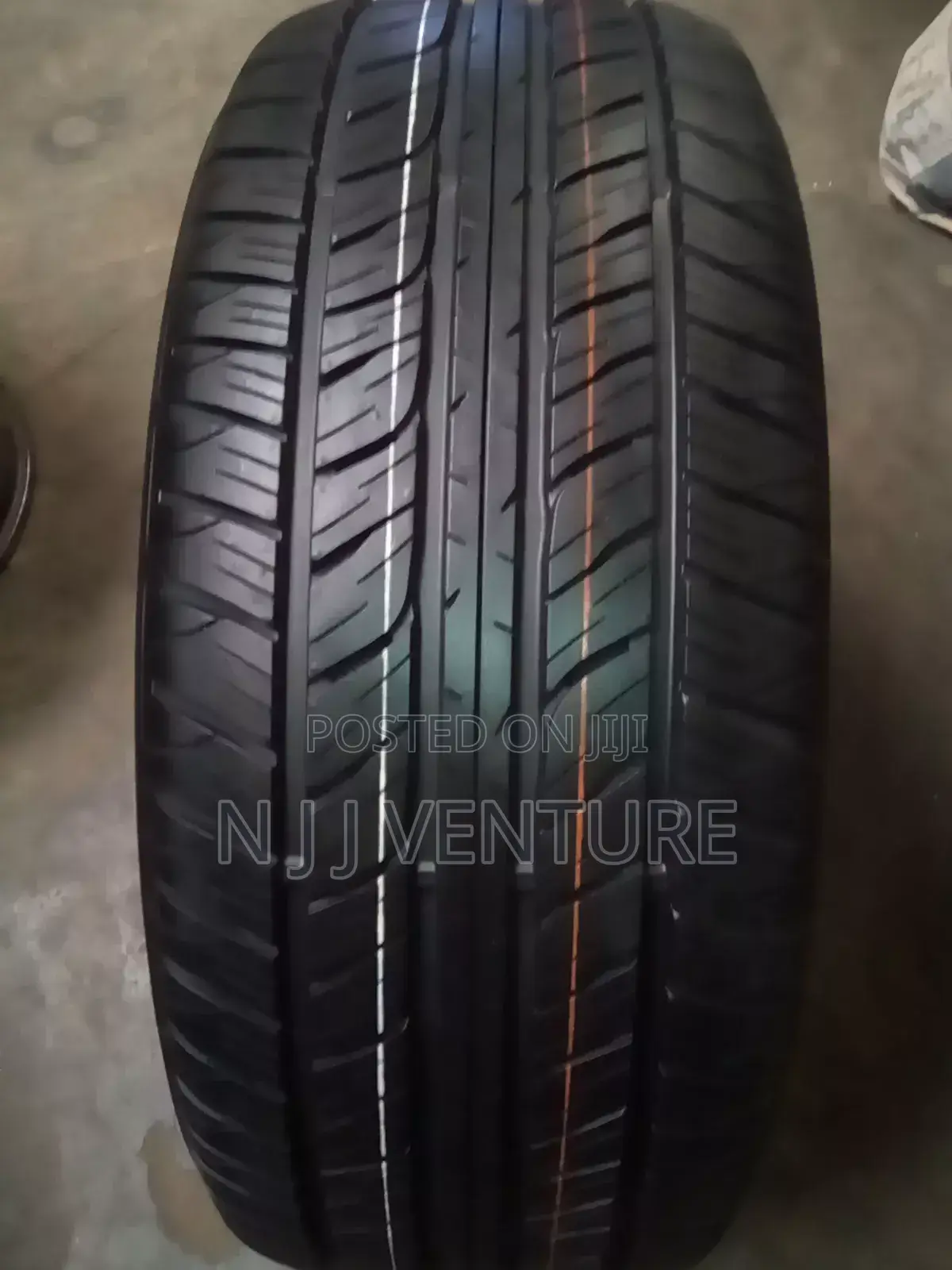 285 50 R20 Dunlop Non China
