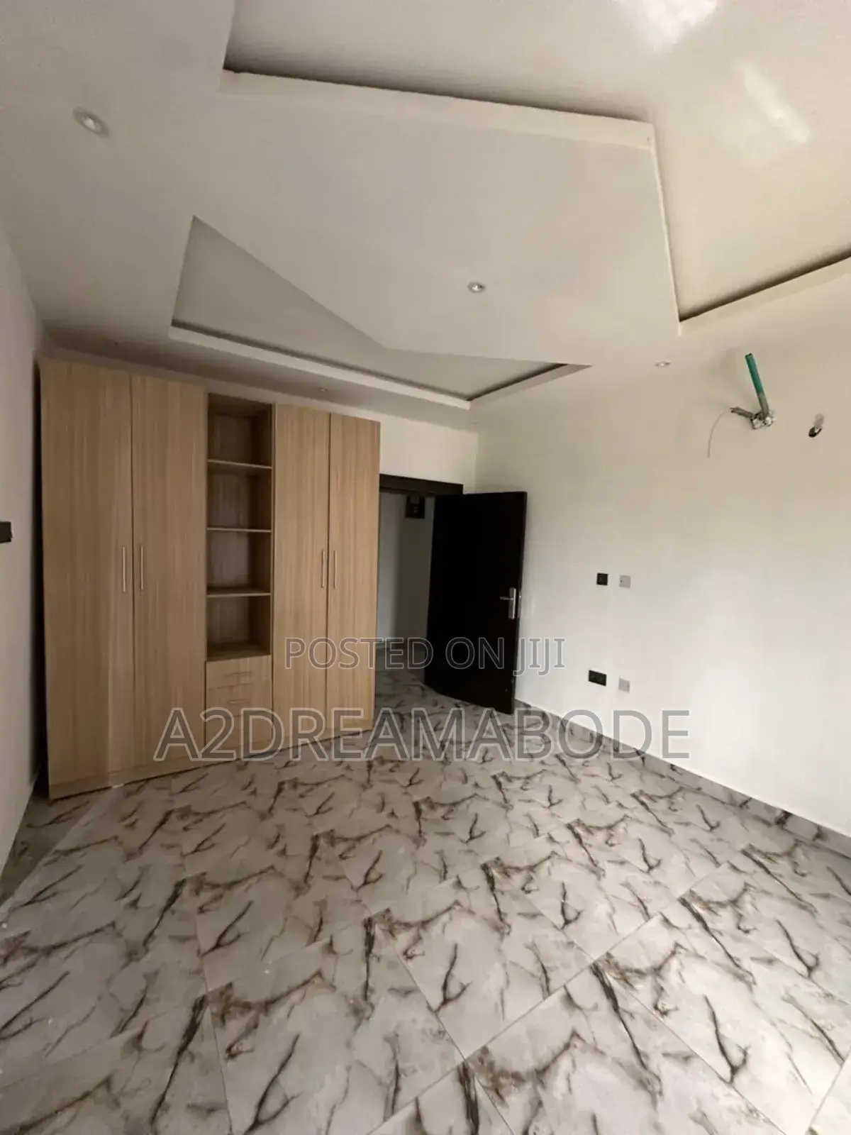3bdrm Apartment in Ogba, Ikeja for sale