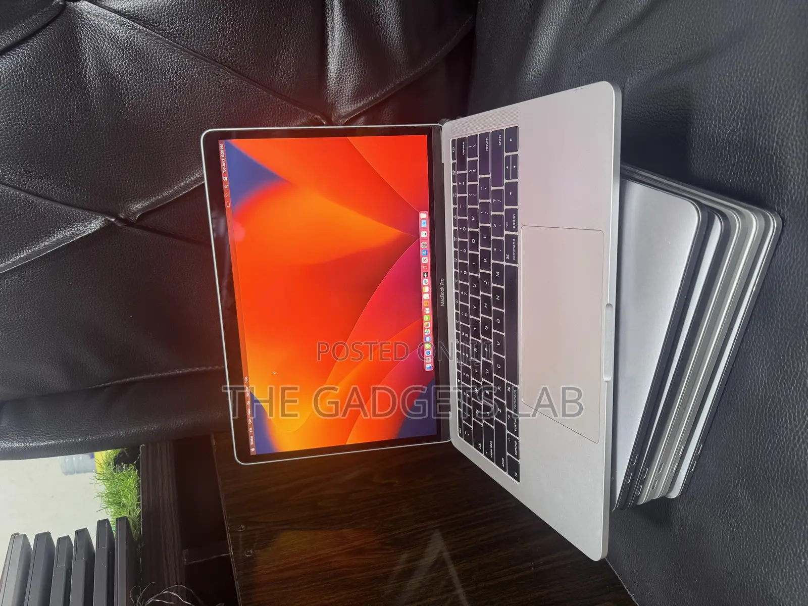 Laptop Apple MacBook Pro 2017 16GB Intel Core I5 SSD 256GB
