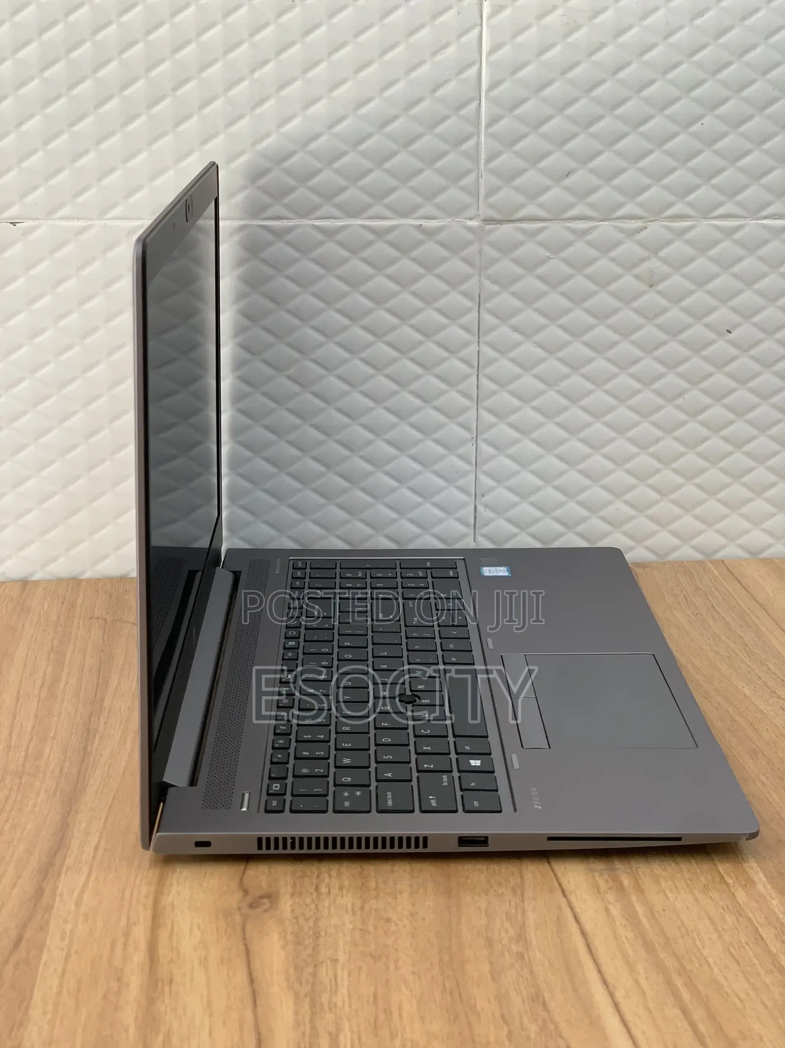 Laptop HP ZBook 15u G5 16GB Intel Core I7 SSD 512GB