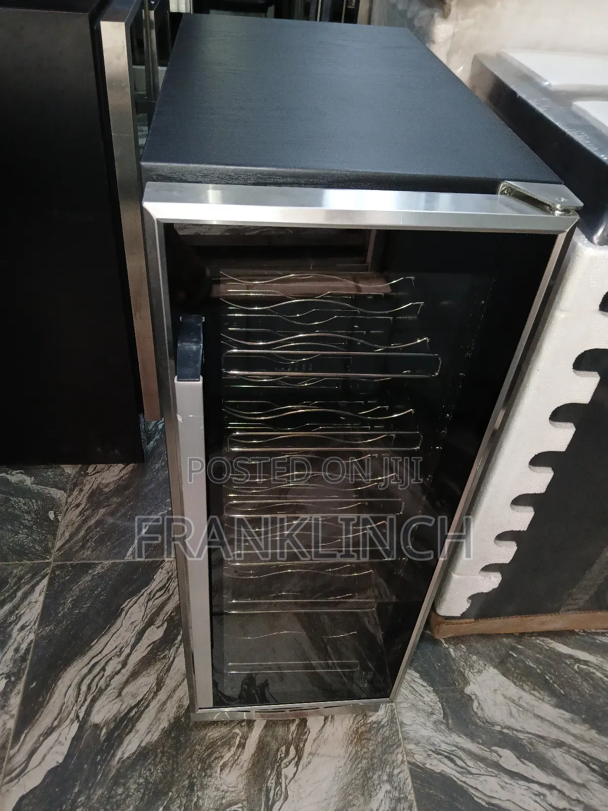 Lamona Slim Under Counter Wine Chiller