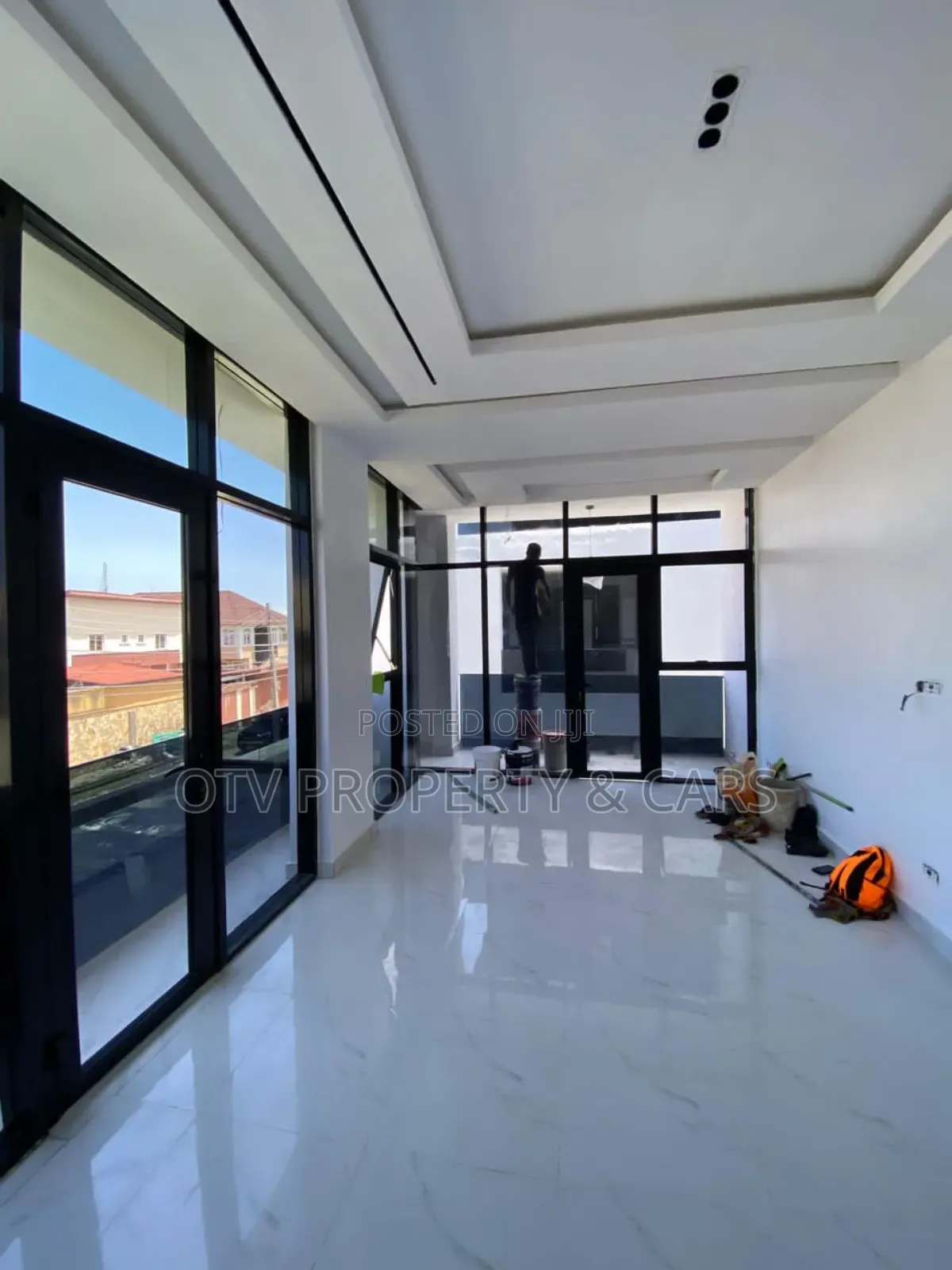 Furnished 4bdrm Duplex in Lekki Phase 1 for sale