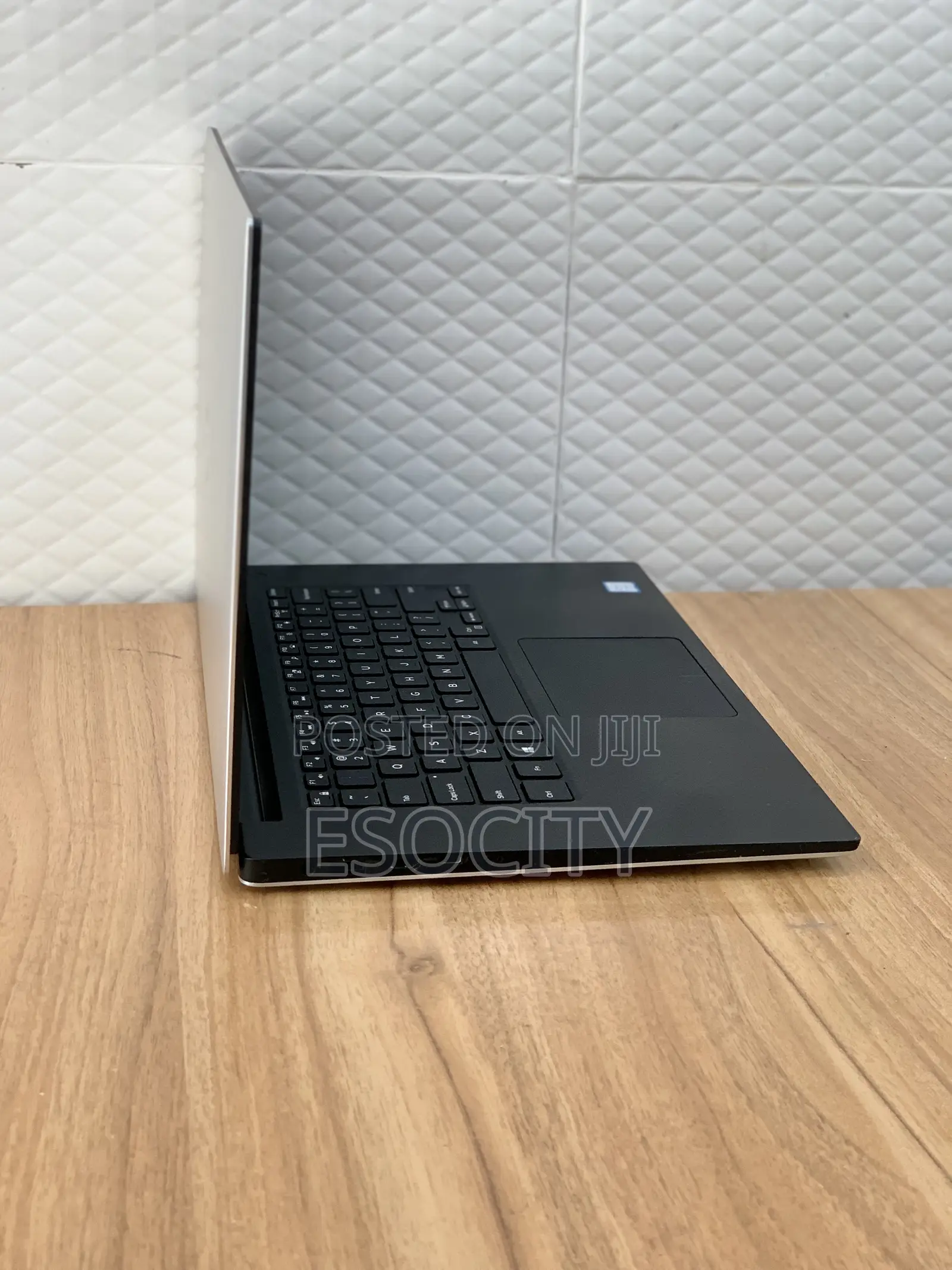 Laptop Dell XPS 15 9570 16GB Intel Core I7 SSD 512GB