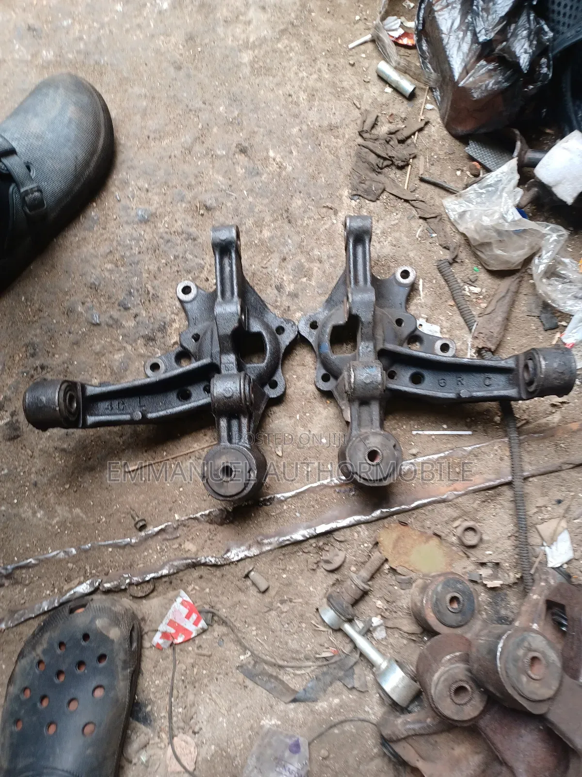 Back Spindle Toyota Highlander 2008 / 2010 and Toyota Venza