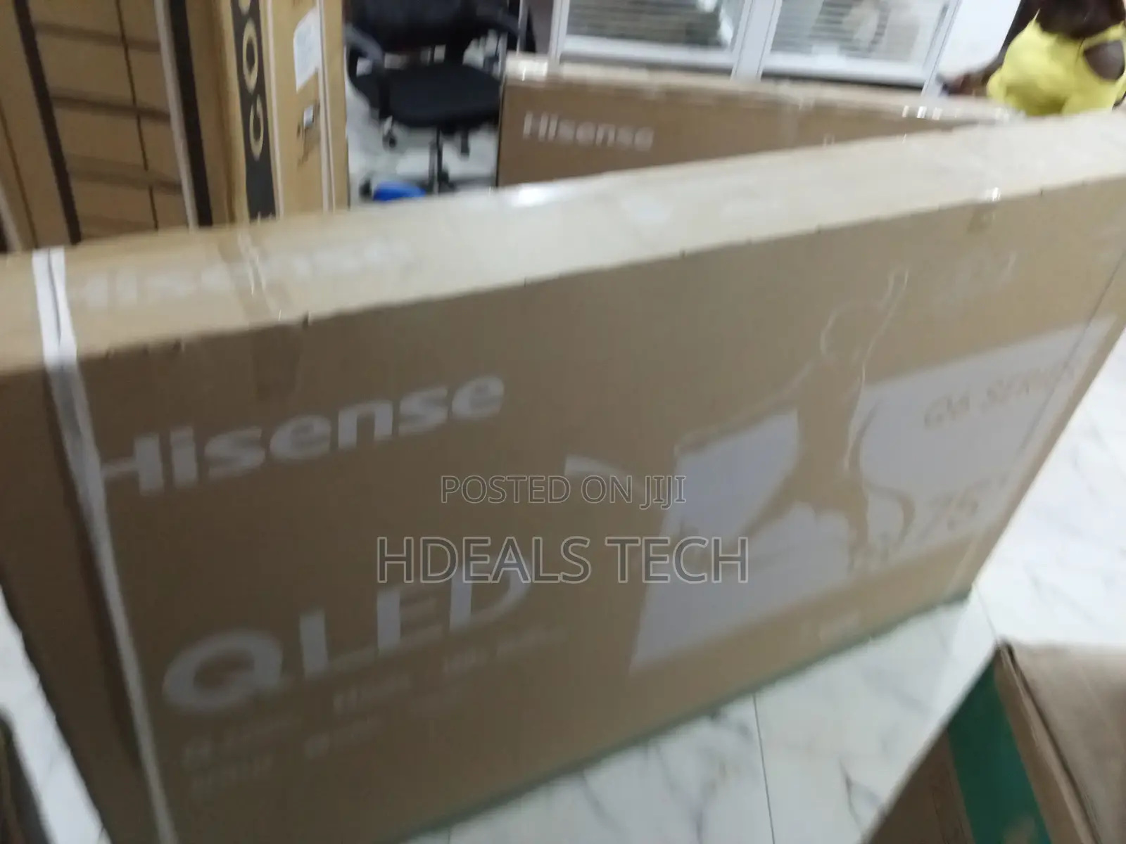 Visual Vibe Hisense 75" Qled Tv 75q6n